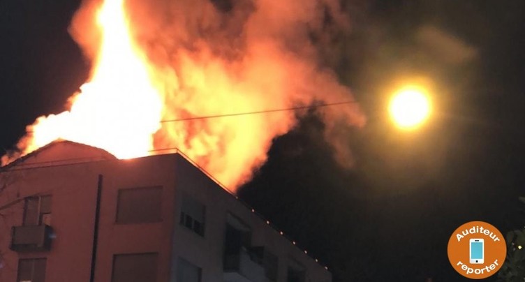 Bienne : le sommet d’un immeuble ravagé par les flammes