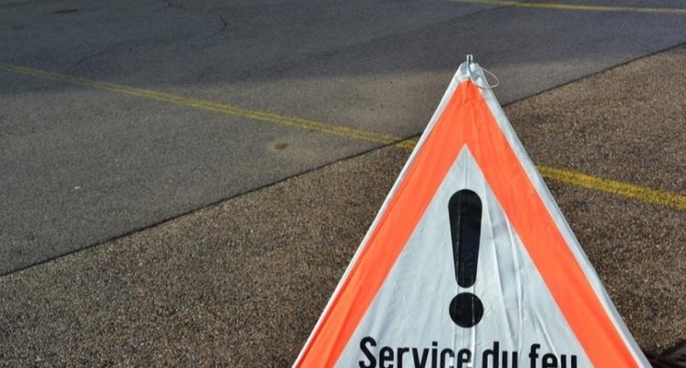 Des déchets en feu à Courgenay
