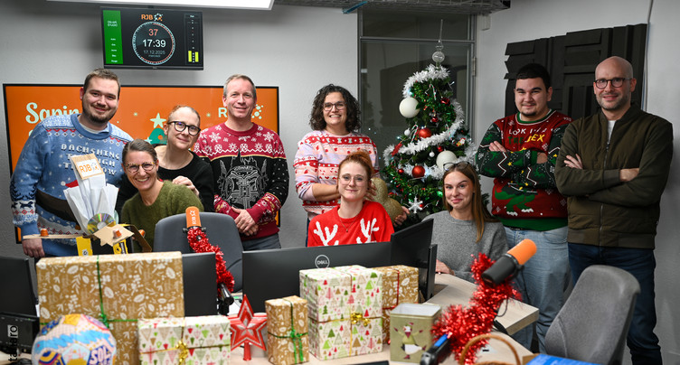 Bel élan de solidarité autour du Sapin solidaire