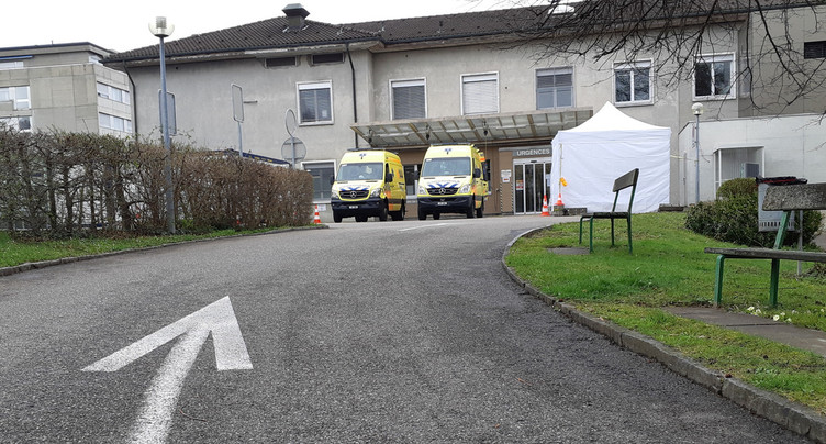 L’Hôpital du Jura veut recourir au chômage partiel