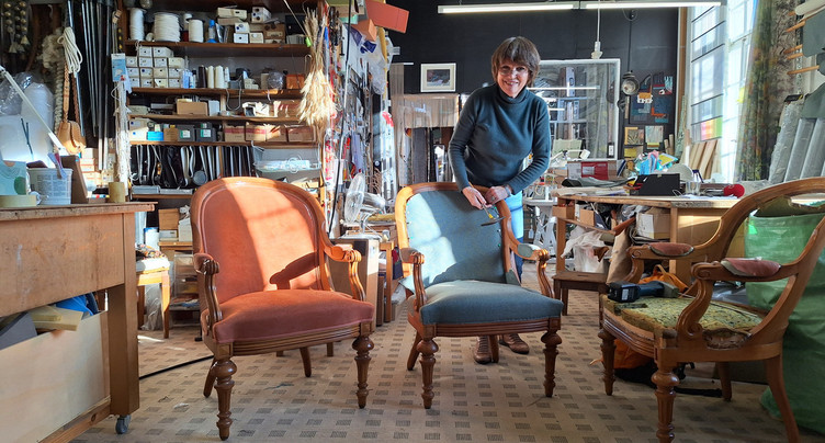 Le Grand Conseil rénove ses fauteuils : « Pour prendre de bonnes décisions, nos députés doivent être bien assis ! »