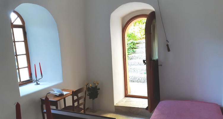 Vivre 14h en ermite, comme Saint Ursanne