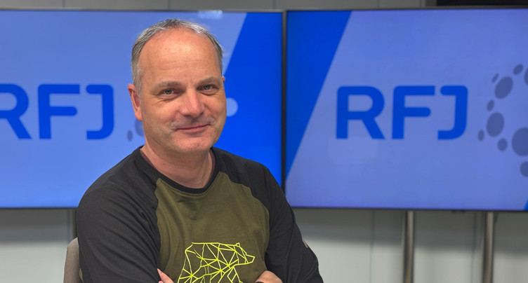 « L’autre revue de presse » : Julio dans de beaux draps !