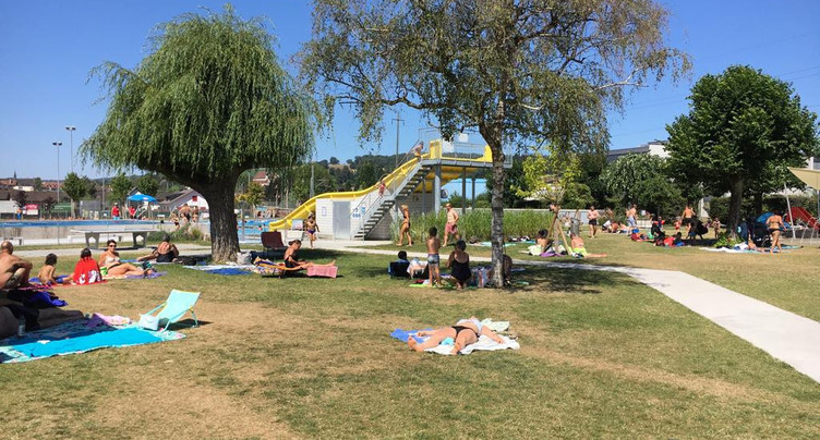 Des critiques socialistes sur les restrictions à la piscine de Porrentruy