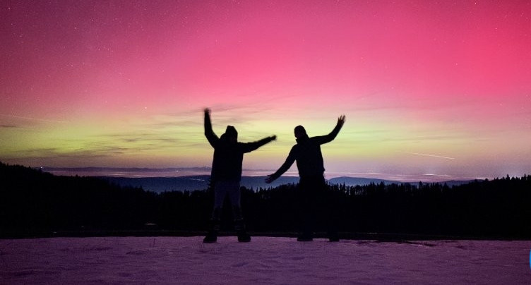 Une tempête solaire majeure à l’origine d’aurores boréales en Suisse