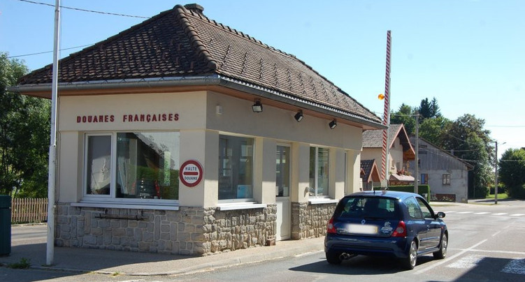 Arc jurassien : 13'000 frontaliers de plus en dix ans