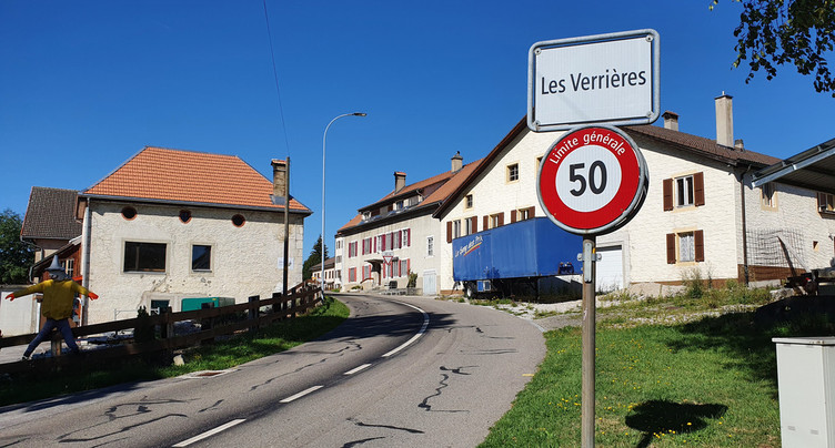 Une rave party a réuni plusieurs centaines de personnes aux Verrières 