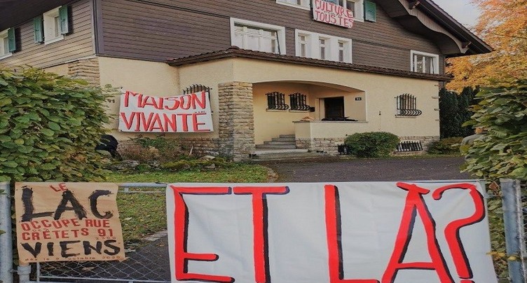 Un toit provisoire pour le LAC