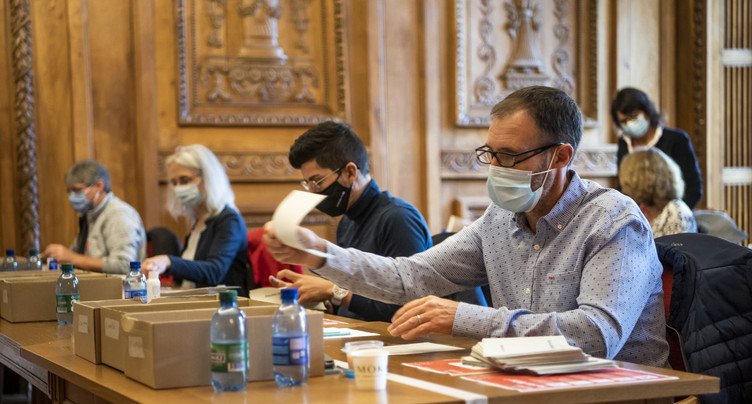 Acceptation douloureuse pour solidaritéS