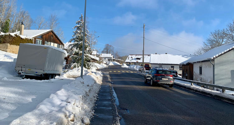 Réfection de route en vue au Bémont