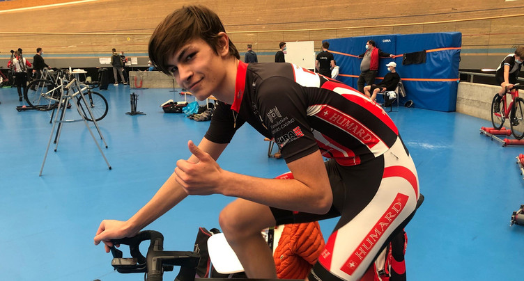 Victor Benareau s’impose sur piste