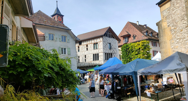 Valangin : population associée au réaménagement des espaces publics
