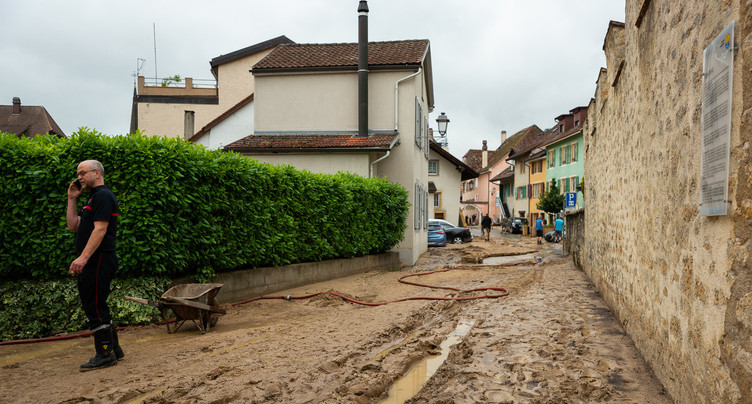 Evacuation des rues de Cressier dès les premières pluies