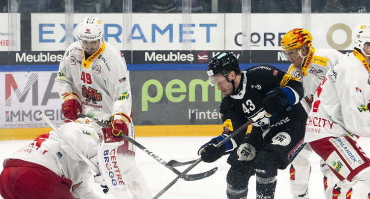 Fribourg bat Bienne pour le retour de Dubé