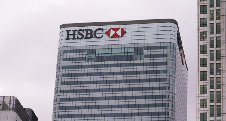 HSBC: bénéfice net en hausse de 45%, inférieur aux attentes