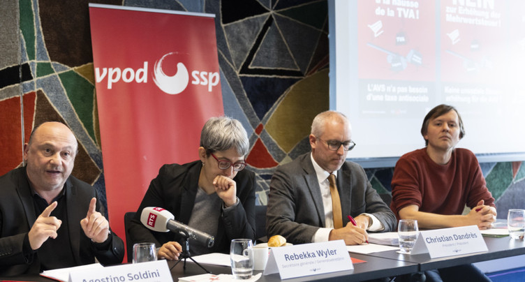 Les syndicats s'écharpent sur le financement de la 13e rente