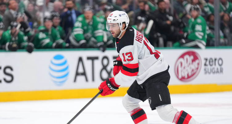 Quatre à la suite pour les Devils, Hischier marque un doublé