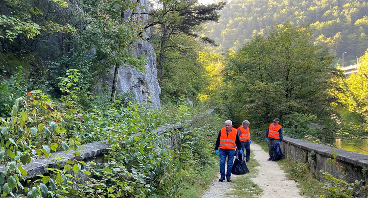 Ensemble contre les déchets sauvages