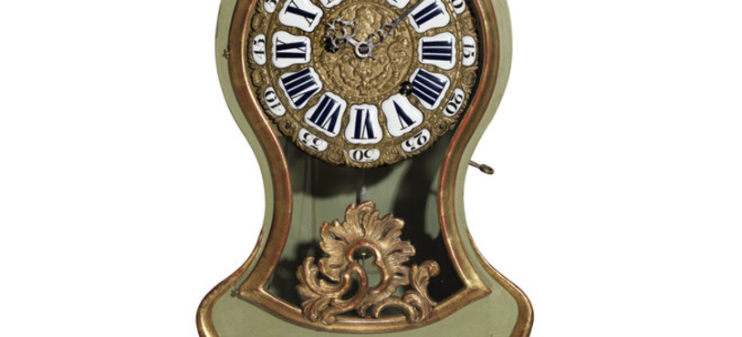 pendule neuchâteloise, cabinet style Louis XV. Collection du Musée international d’horlogerie, La Chaux-de-Fonds