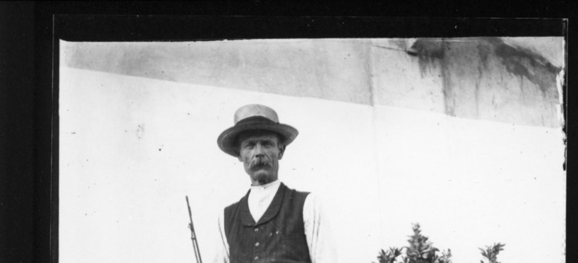 Numérisation des photographies Eugène Cattin_137 J 001-3095 pour le service des archives du Jura (Suisse). La numérisation est effectuée à partir de tirages noir/blanc qui proviennent de plaques de verre.