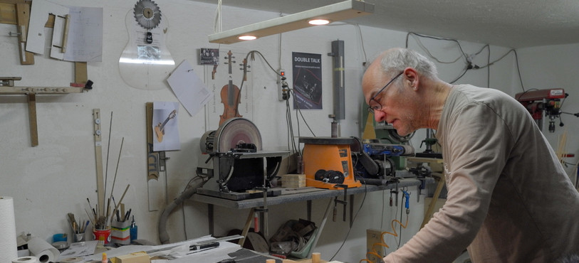 Rolf Perreten dans son atelier à Moutier