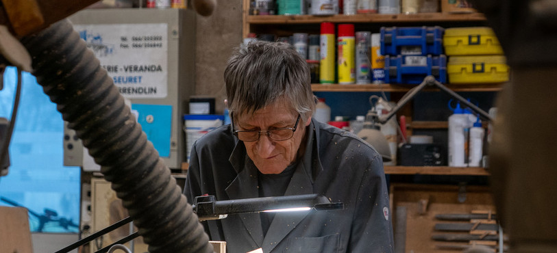 Jean-Marie Seuret dans son atelier
