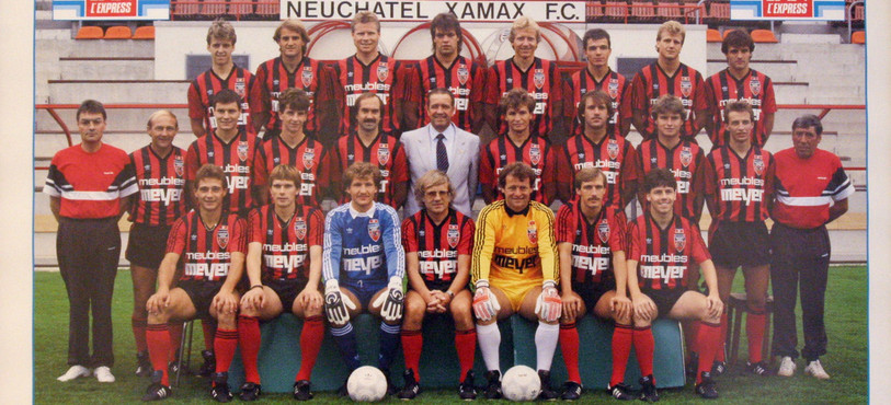 Première équipe de Neuchâtel Xamax. Photo 1987-1988, scanné par Laurent Weber