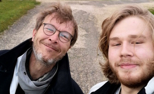 Un petit selfie pour Laurent et Bryan avant de sonner
