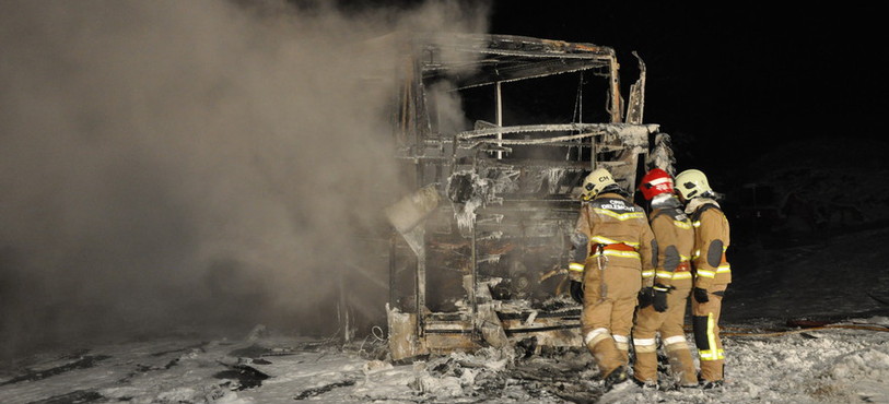 Autocar en feu