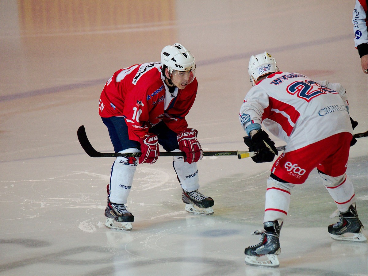 Une Victoire Pour L'honneur Pour Le HC Université Neuchâtel - RTN Votre ...