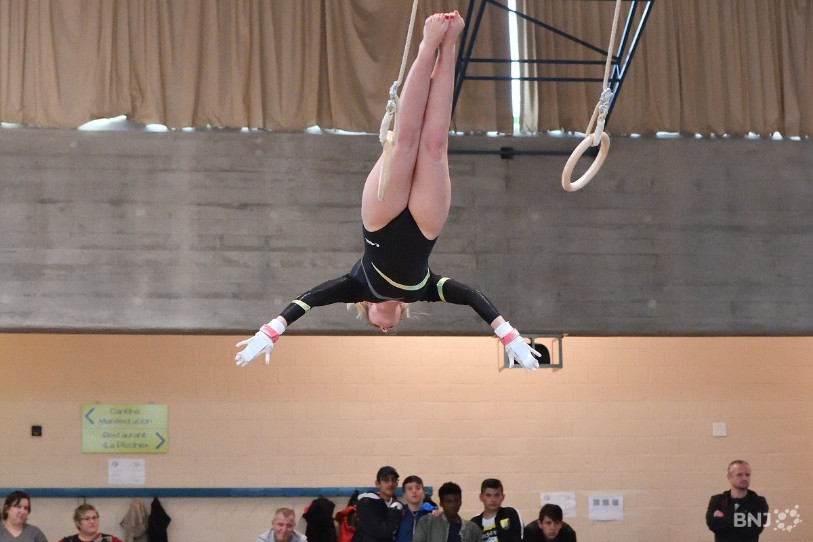 Deux Gymnastes Neuchâteloises Sur Le Podium à La Fête Fédérale - RTN ...